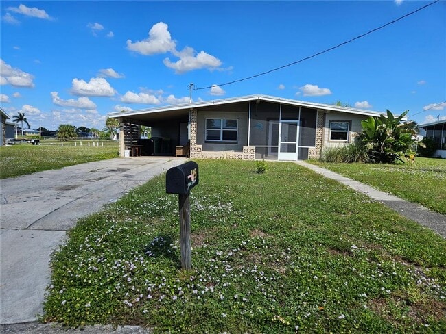 property at 125 Poinsettia Cir NE