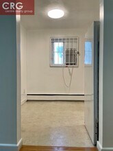 75 Euston Rd, Unit 4 in Boston, MA - Foto de edificio - Building Photo