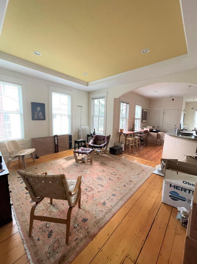 30 Healey St, Unit 1