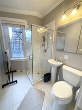 145 Charles St, Unit 4 in Boston, MA - Building Photo - Building Photo