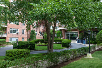 Hudson Manor Terrace in Bronx, NY - Building Photo - Building Photo