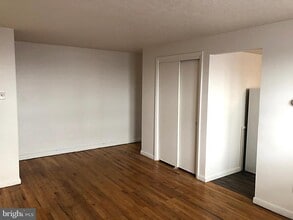 15 S Black Horse Pike-Unit -A in Haddon Heights, NJ - Building Photo - Building Photo