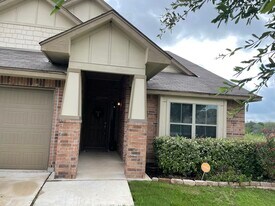 835 Highland Vis in New Braunfels, TX - Building Photo