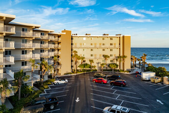 The Pelican in New Smyrna Beach, FL - Building Photo - Building Photo