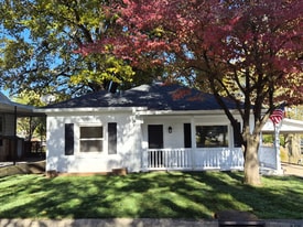 1010 Austin Ave in Lawrenceville, IL - Building Photo