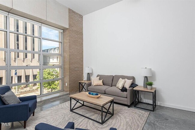 319 Fayetteville St, Unit 312 in Raleigh, NC - Building Photo - Building Photo