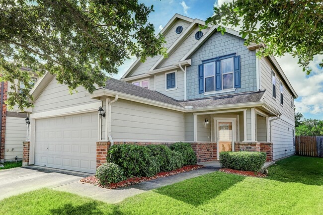 property at 2718 Skyview Chase Ln