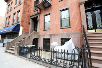 550 Henry St in Brooklyn, NY - Building Photo - Building Photo