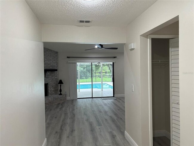 484 E Maine Ave in Longwood, FL - Building Photo - Building Photo