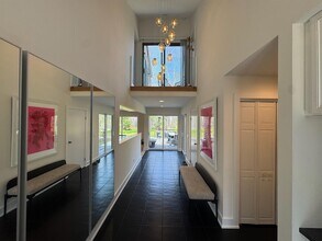 101 Noyac Path in Water Mill, NY - Building Photo - Building Photo