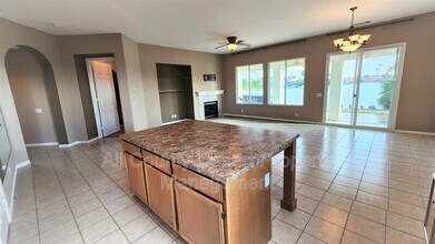 84269 Canzone Dr in Indio, CA - Building Photo - Building Photo