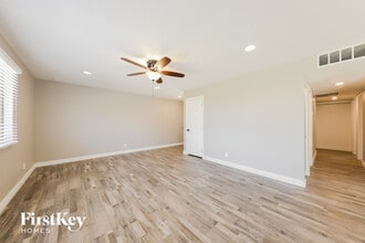 6015 N 36th Dr in Phoenix, AZ - Building Photo - Building Photo