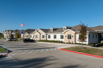 The Preserve at Spring Creek in Garland, TX - Building Photo - Building Photo