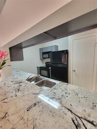 2023 Gentryside Dr photo'