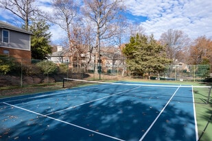 Hunters Chase in Greensboro, NC - Building Photo