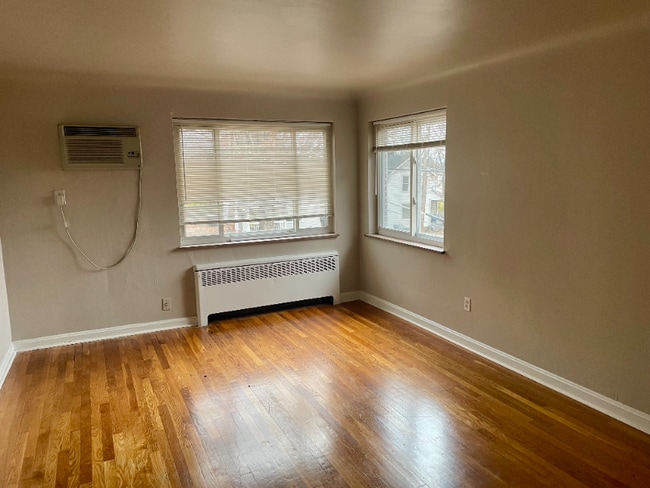 5429 Lester Rd in Cincinnati, OH - Building Photo - Building Photo