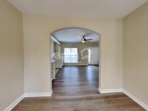 1702 Arrowhead Dr in Lebanon, TN - Foto de edificio - Building Photo