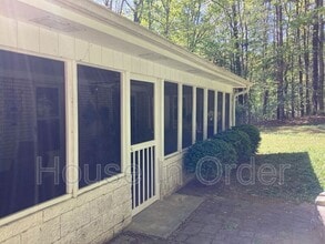 24 Glen Cove Rd in Arden, NC - Building Photo - Building Photo