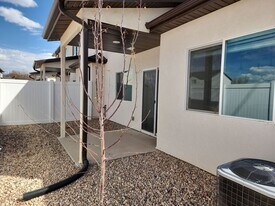 4283 Hwy 56 in Cedar City, UT - Building Photo