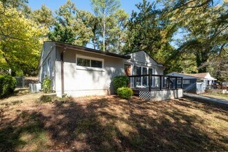 3442 Longleaf Dr in Decatur, GA - Building Photo - Building Photo
