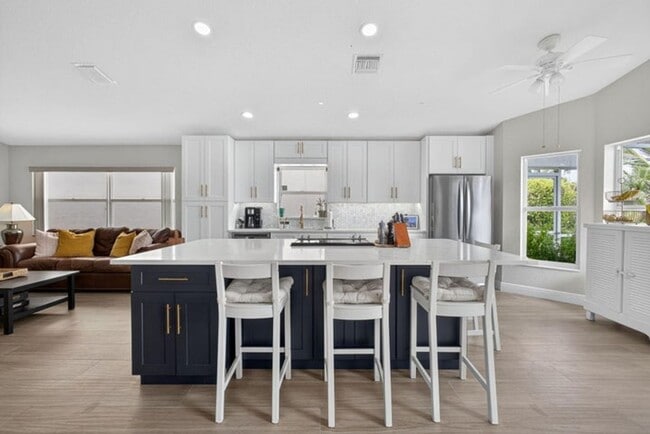 15155 Newquay Ct in Wellington, FL - Building Photo - Building Photo