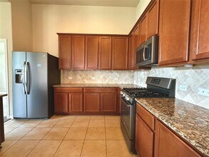 8250 Arezzo Dr in Round Rock, TX - Building Photo - Building Photo