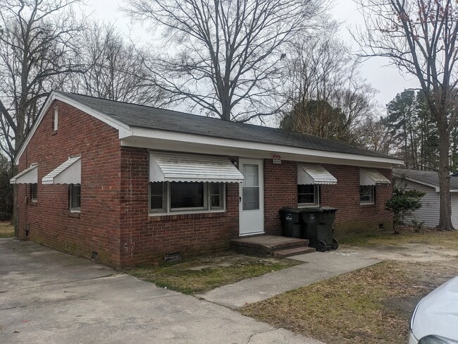 property at 1115 Woodrow St S