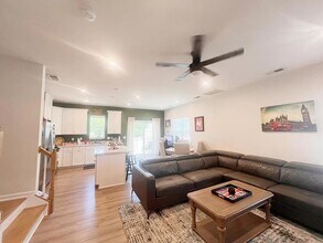 100 Lilywood Ct in Simpsonville, SC - Building Photo - Building Photo