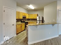 325 Lake Royale Pl in Riverdale, GA - Foto de edificio - Building Photo