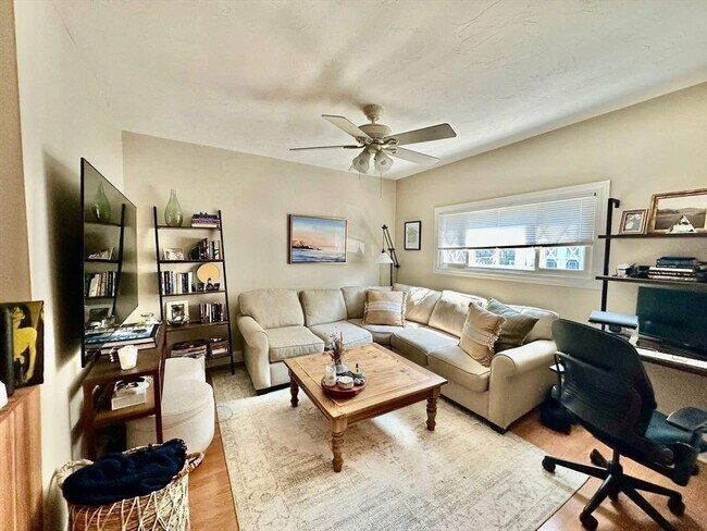 159 K St in Boston, MA - Building Photo - Building Photo