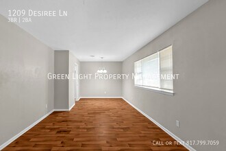 1209 Desiree Ln in Hurst, TX - Building Photo - Building Photo