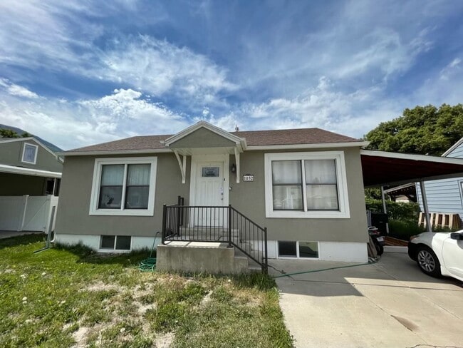 property at 1032 E 360 S St