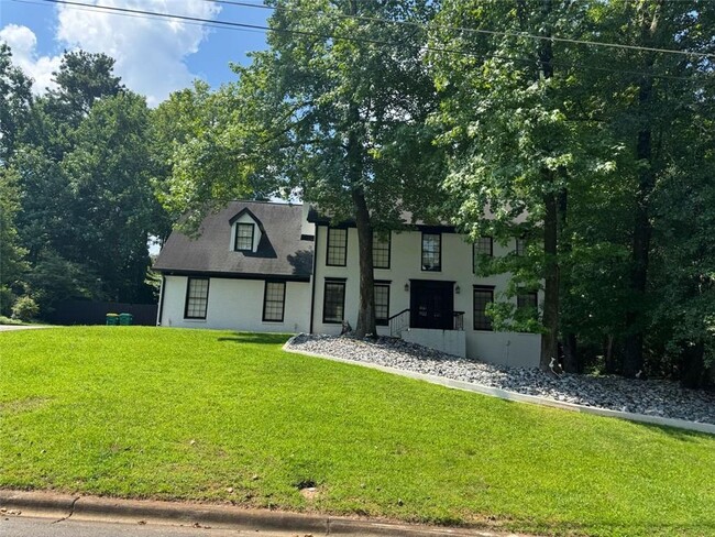 property at 6765 Lisa Ln