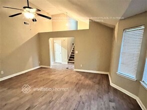 6955 Greenfield Ln in Cumming, GA - Foto de edificio - Building Photo