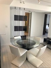 2201 Collins Ave-Unit -1022 in Miami Beach, FL - Building Photo - Building Photo