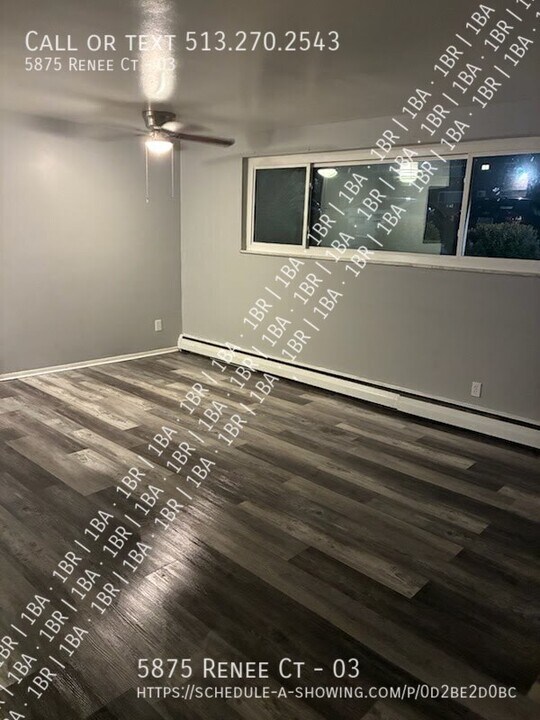 5875 Renee Ct in Cincinnati, OH - Building Photo