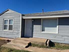 2612 Juniper Ave in Lubbock, TX - Building Photo