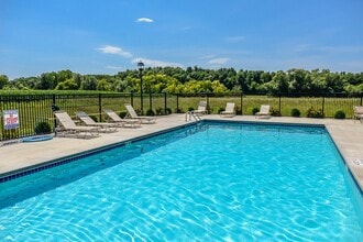 The Preserve at Prairie Creek in Oconomowoc, WI - Building Photo - Building Photo