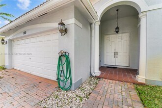 200 SW 87th Path in Miami, FL - Building Photo - Building Photo