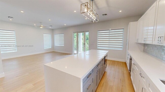 1027 Snapper Ln in Key Largo, FL - Building Photo - Building Photo