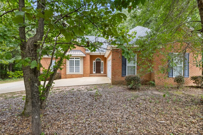 148 Carriage House Ln in Auburn, AL - Building Photo - Building Photo