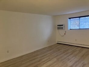 116 Trapelo Rd in Waltham, MA - Building Photo - Building Photo