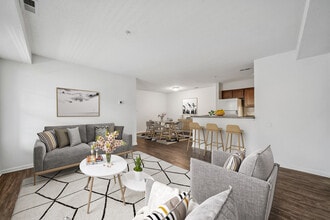 Wellesley Woods Apartment Homes in Newport News, VA - Building Photo - Building Photo