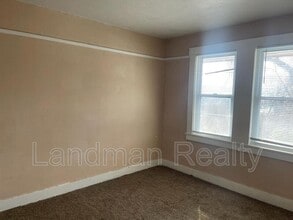 217 Connecticut Ave in Clairton, PA - Building Photo - Building Photo
