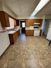 1410 St James Pl in Williamsport, PA - Building Photo - Building Photo