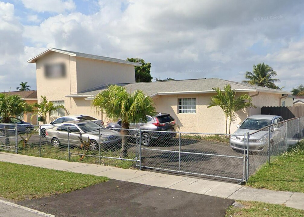 12731 SW 256th St in Homestead, FL - Building Photo