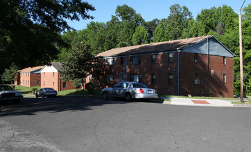 Lincoln Apartments in Durham, NC - Building Photo - Building Photo