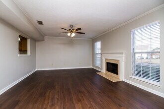 606 Rocky Ridge Cir in La Vergne, TN - Building Photo - Building Photo