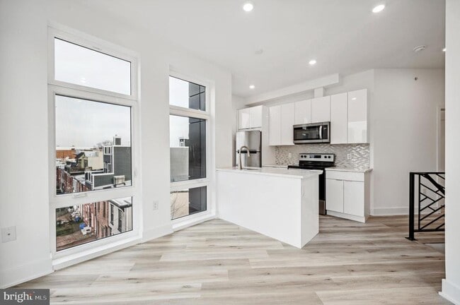 property at 2301 Grays Ferry Ave