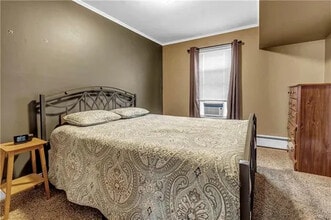 60 Maple St in Lockport, NY - Building Photo - Building Photo